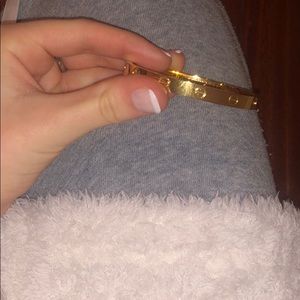 gold bracelet